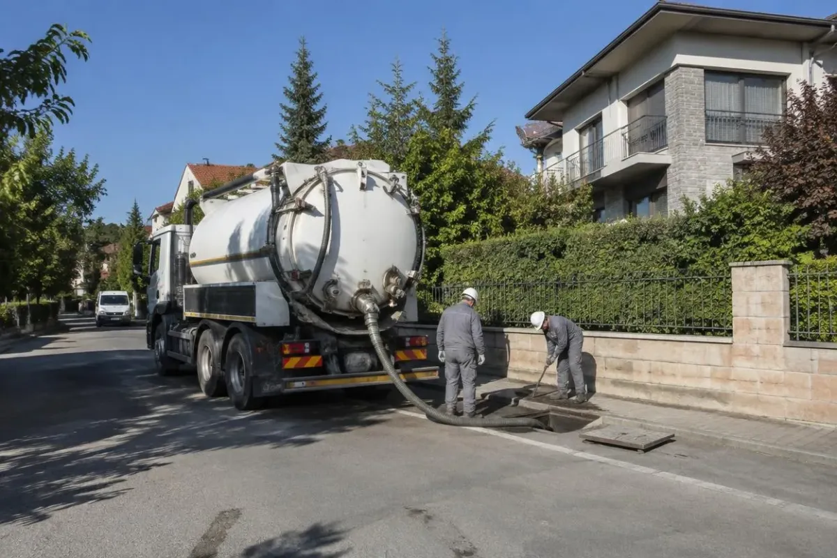 Vidanjör Hizmeti Fiyatları: Çekim mi Temizlik mi?